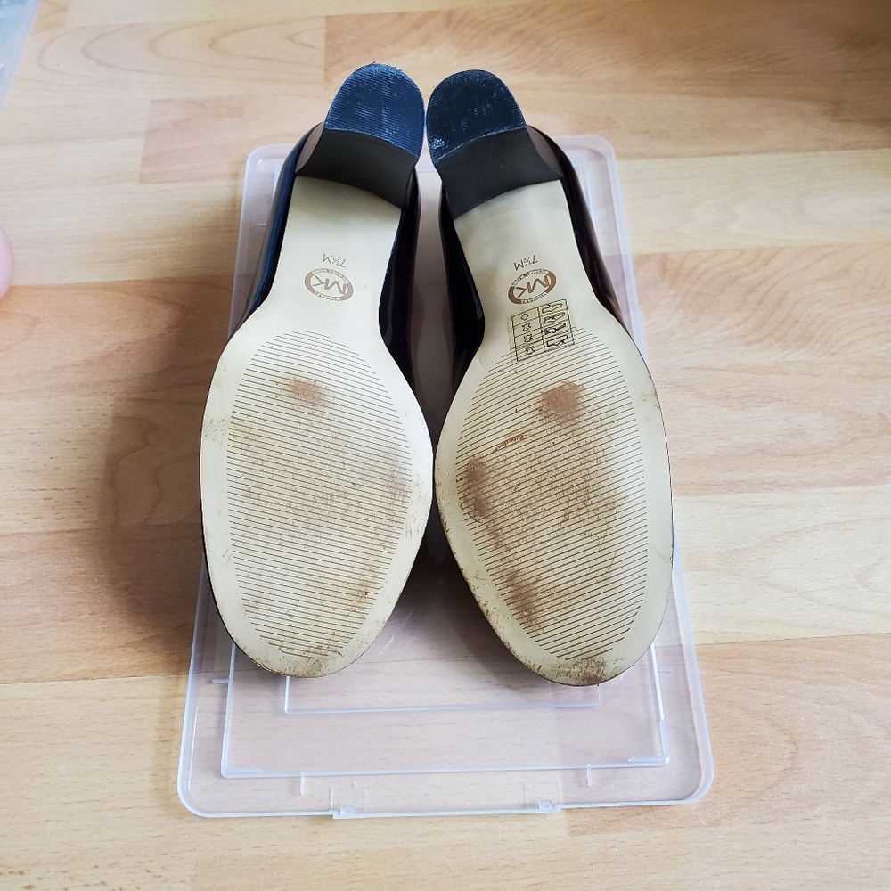 shoes - Picture 5 of 5